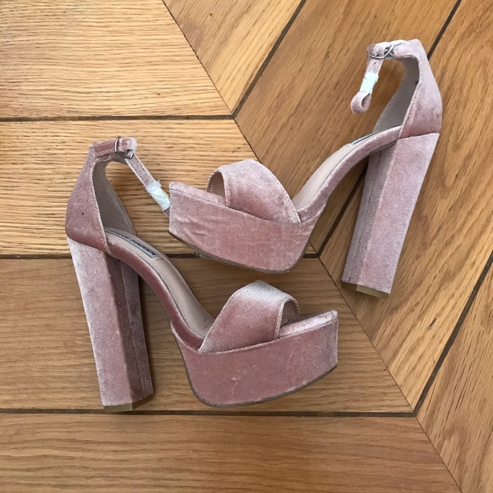 Steve Madden velour sandal heels